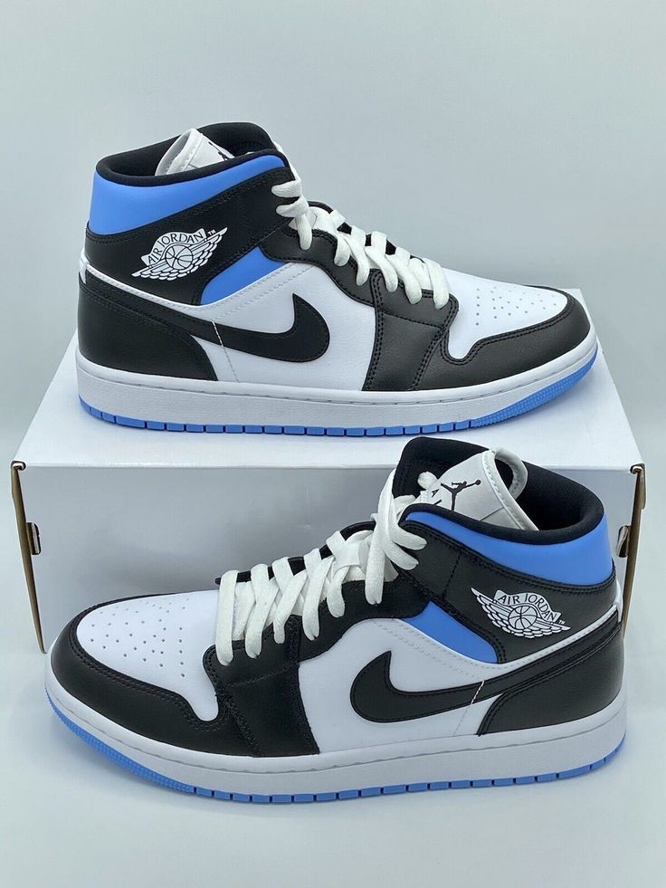 Air Jordan 1 Mid University Blue/Black